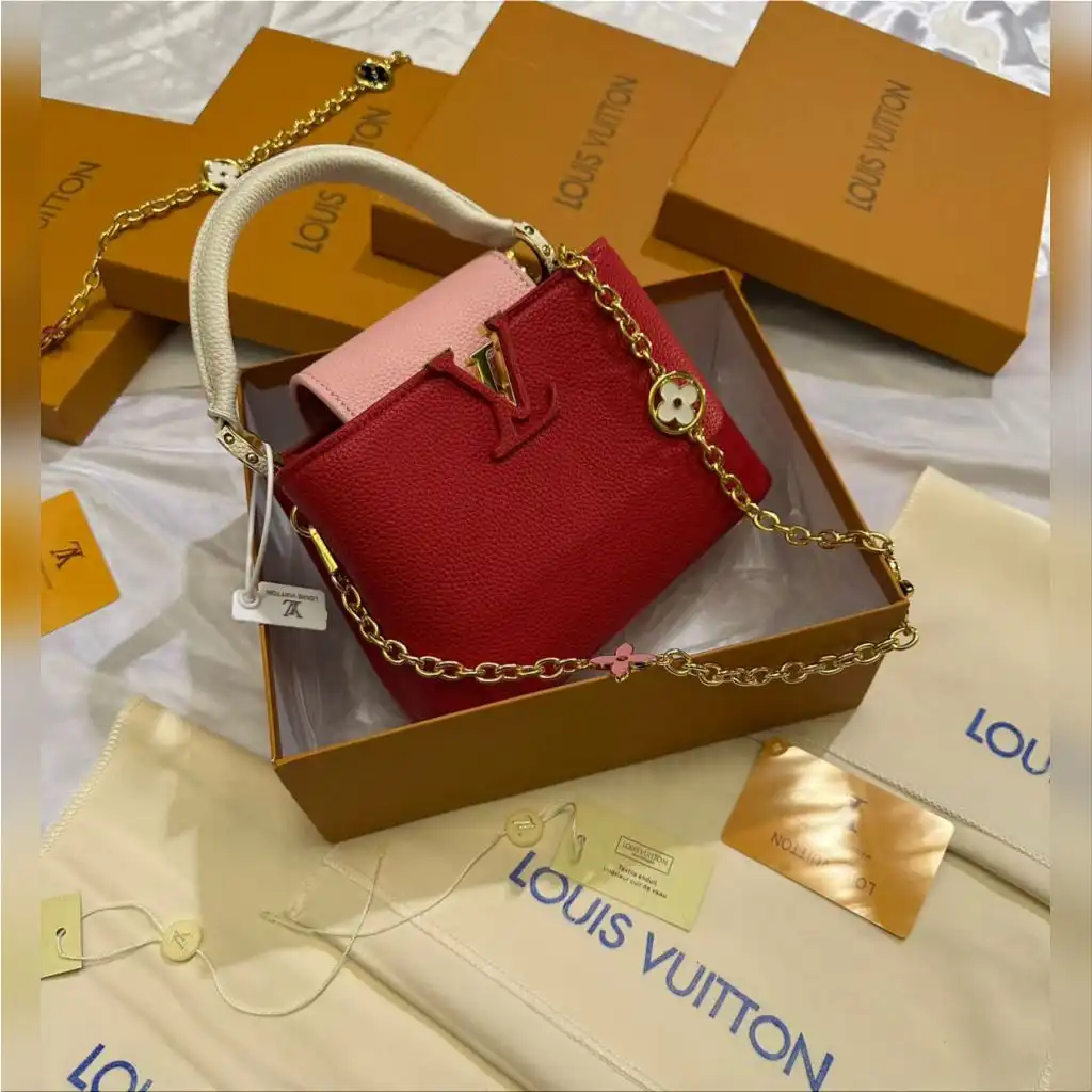 شنطة لويس فيتون LV احمر مع زهري