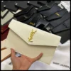 باوتش سان لوران أبيض