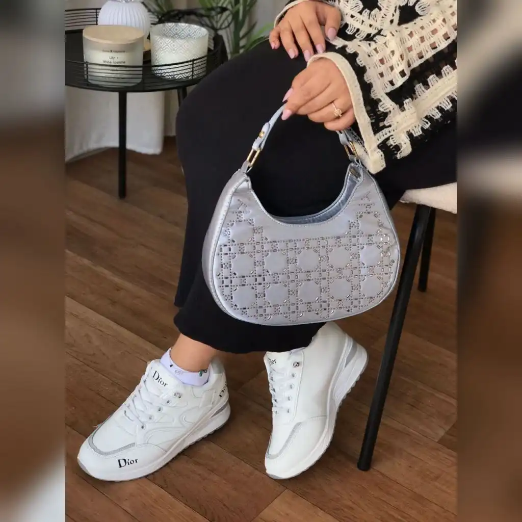 شنطة نسائية ديور رصاصية