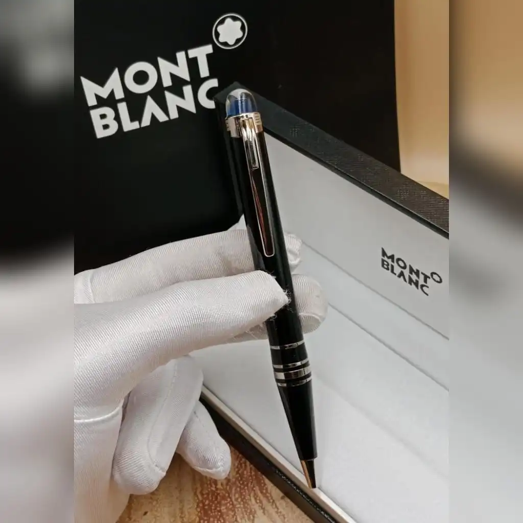 قلم مونت بلانك فرار لون اسود