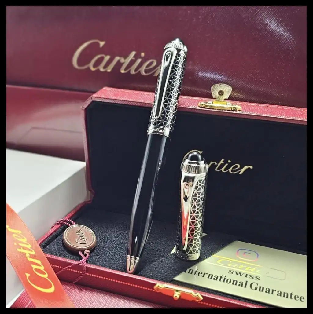 قلم كارتير باشا غطاء لون اسود