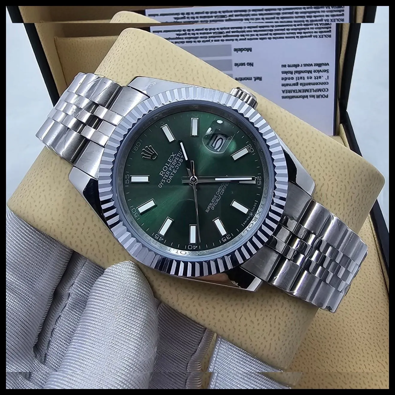 ساعة رولكس ديت جست خضراء