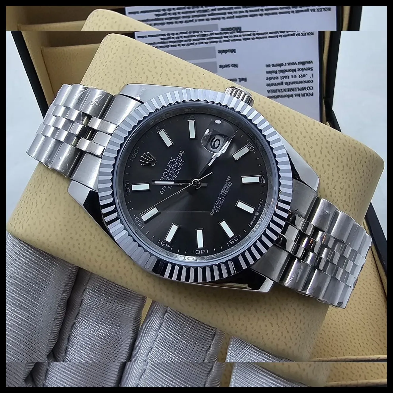 ساعة رولكس ديت جست سوداء