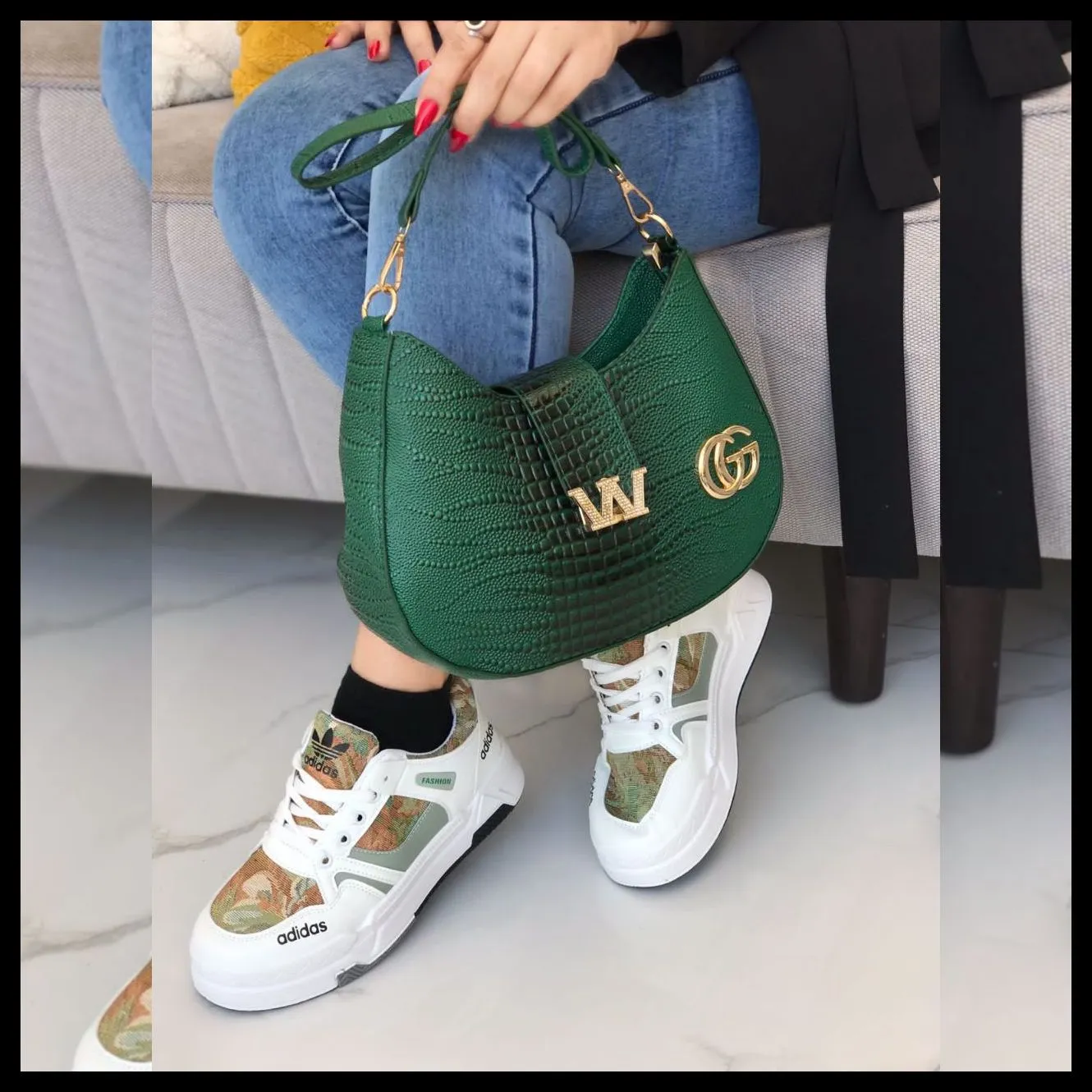 شنطة قوتشي أخضر