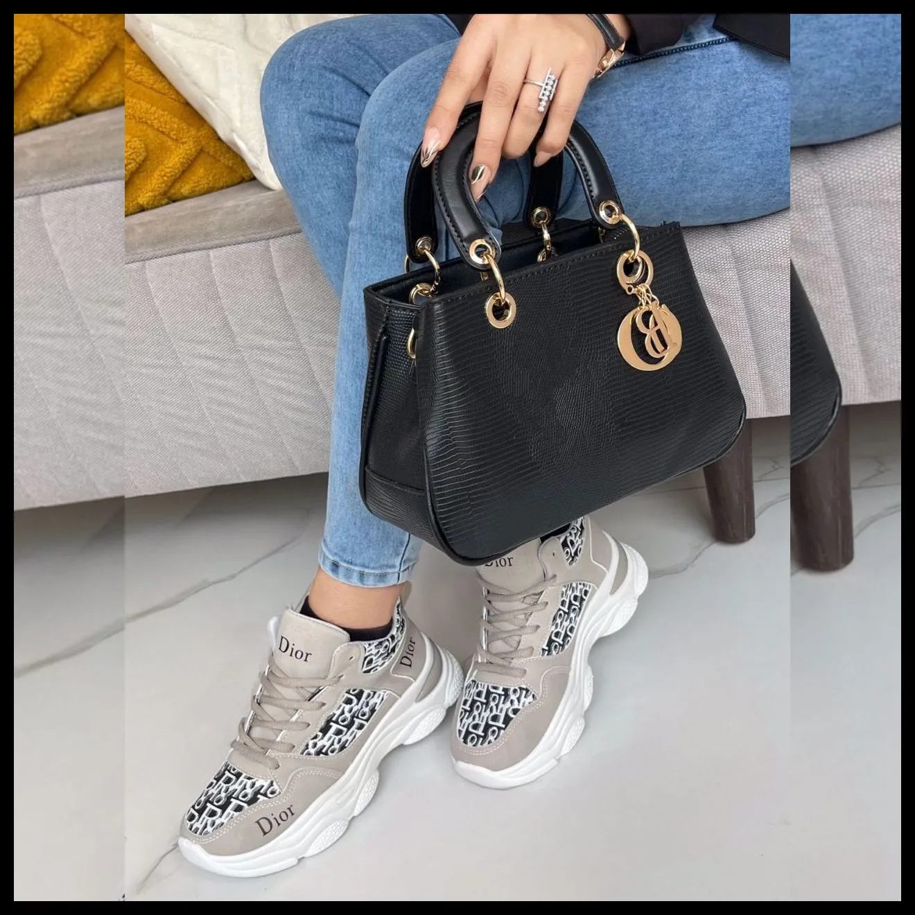 شنطة ديور أسود