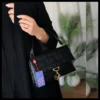 شنطة سي اتش اسود