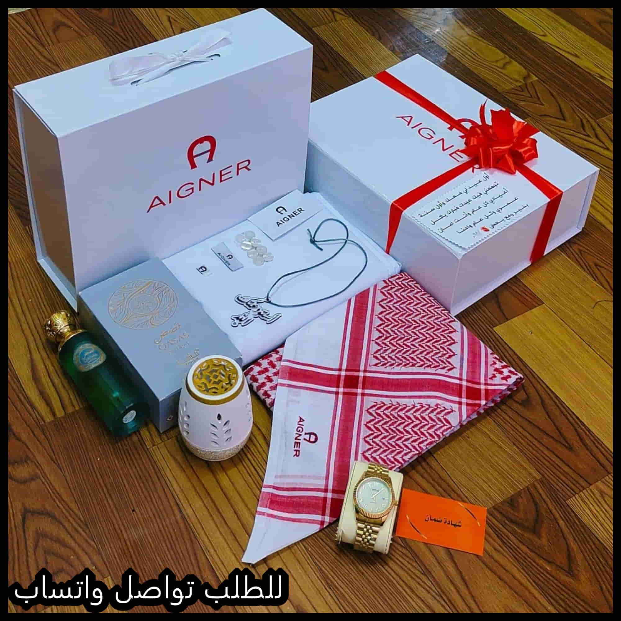 قماش ثوب مع الشماغ ماركة اقنر بكج هدية رجاليه فخمه 6 قماش ثوب مع الشماغ ماركة اقنر
