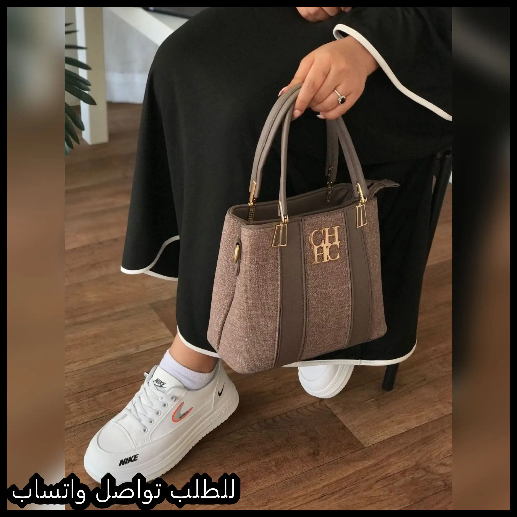 شنطه CH كوبي بني فاتح