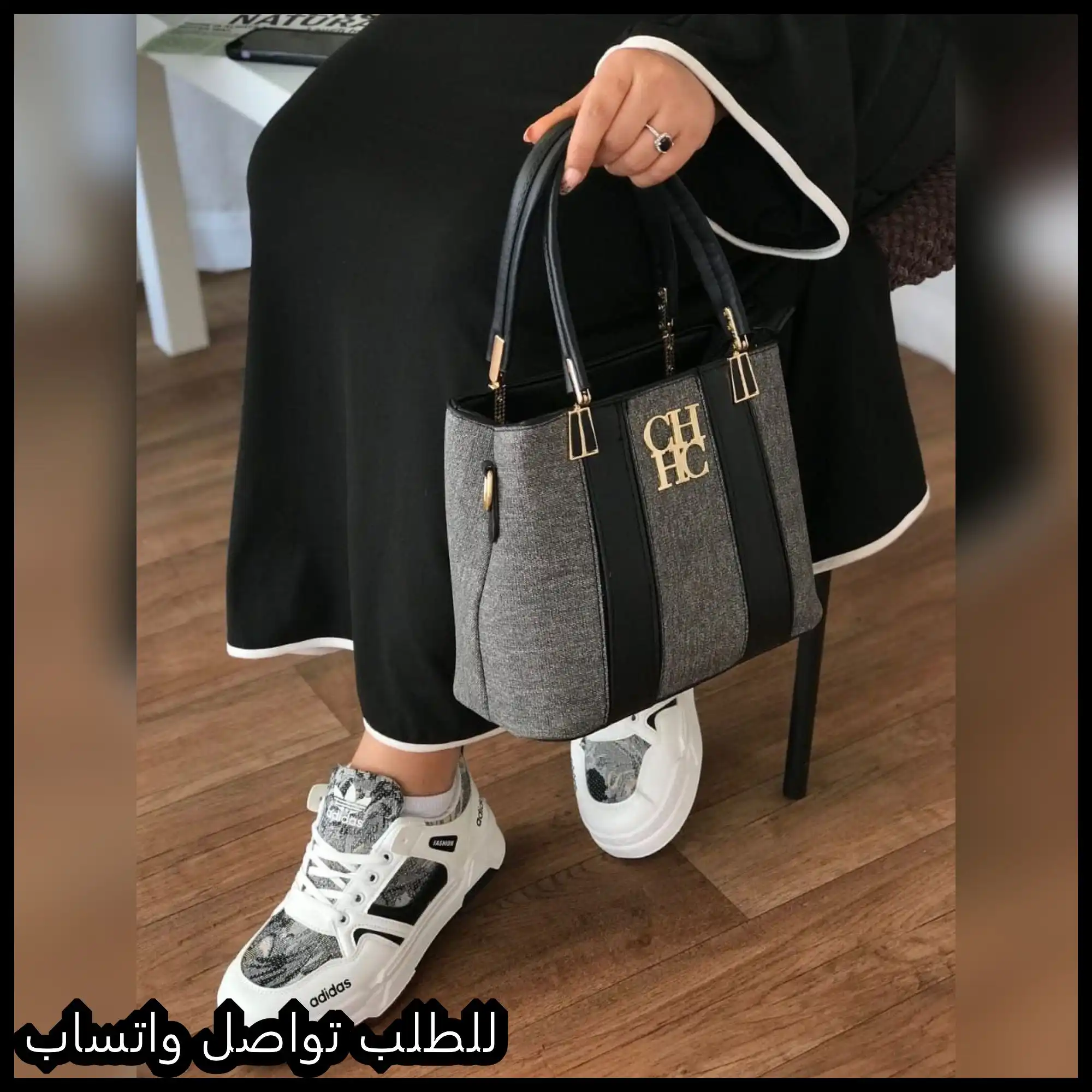 شنطه CH كوبي لون رمادي