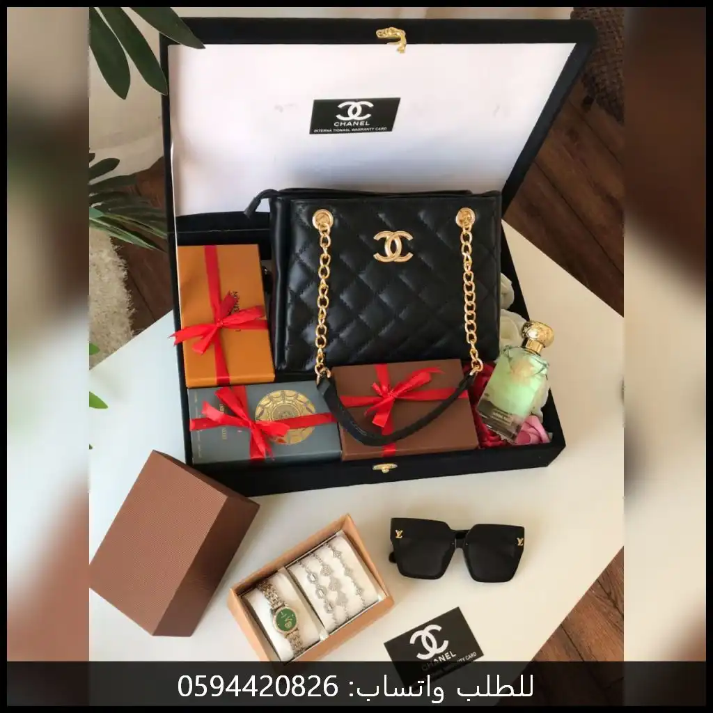 هدايا نسائية 2025 شنطة شانيل