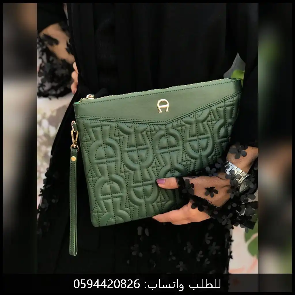 شنطة أقنر خضراء AIGNER باوتش