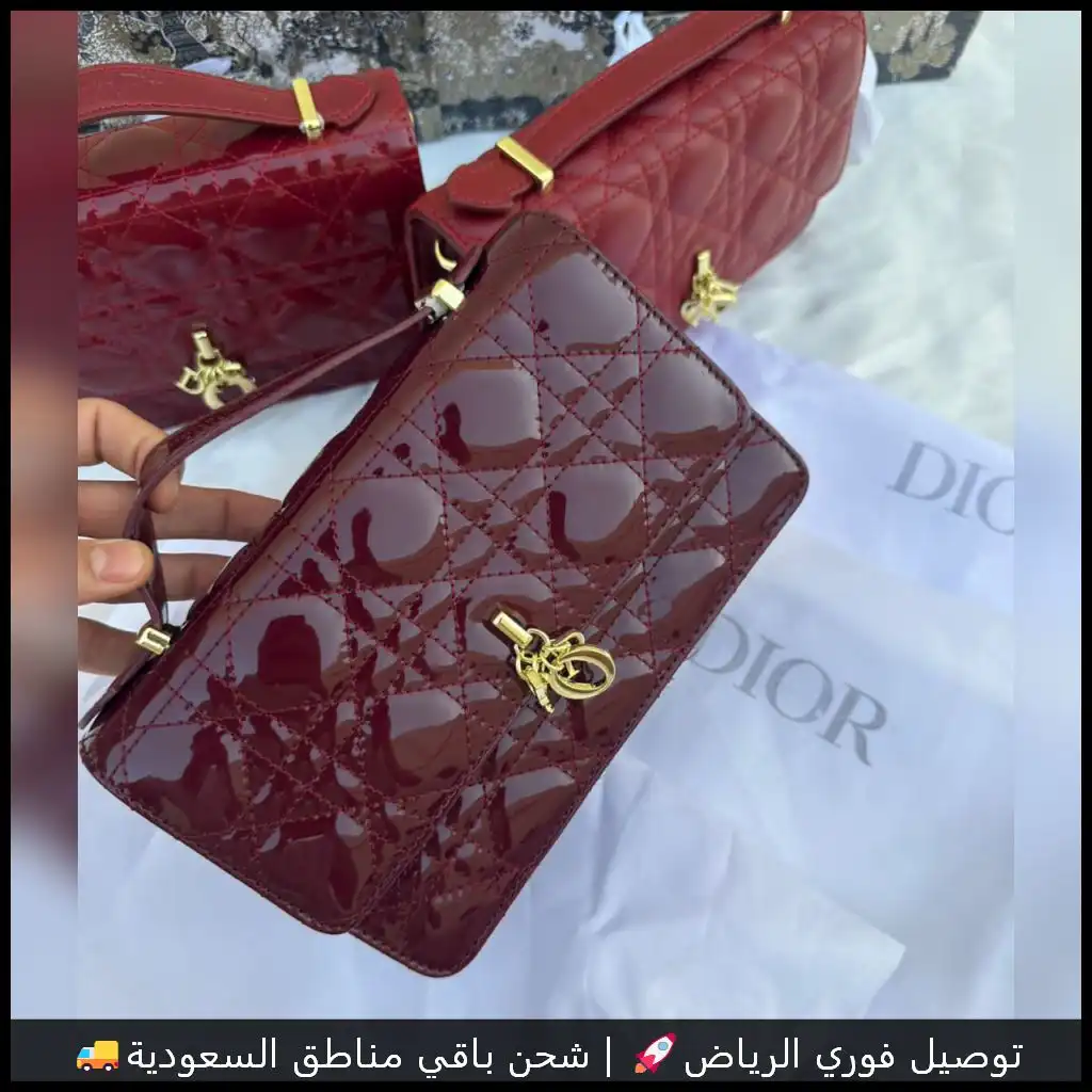 شنطة ديور بلون احمر فاخر