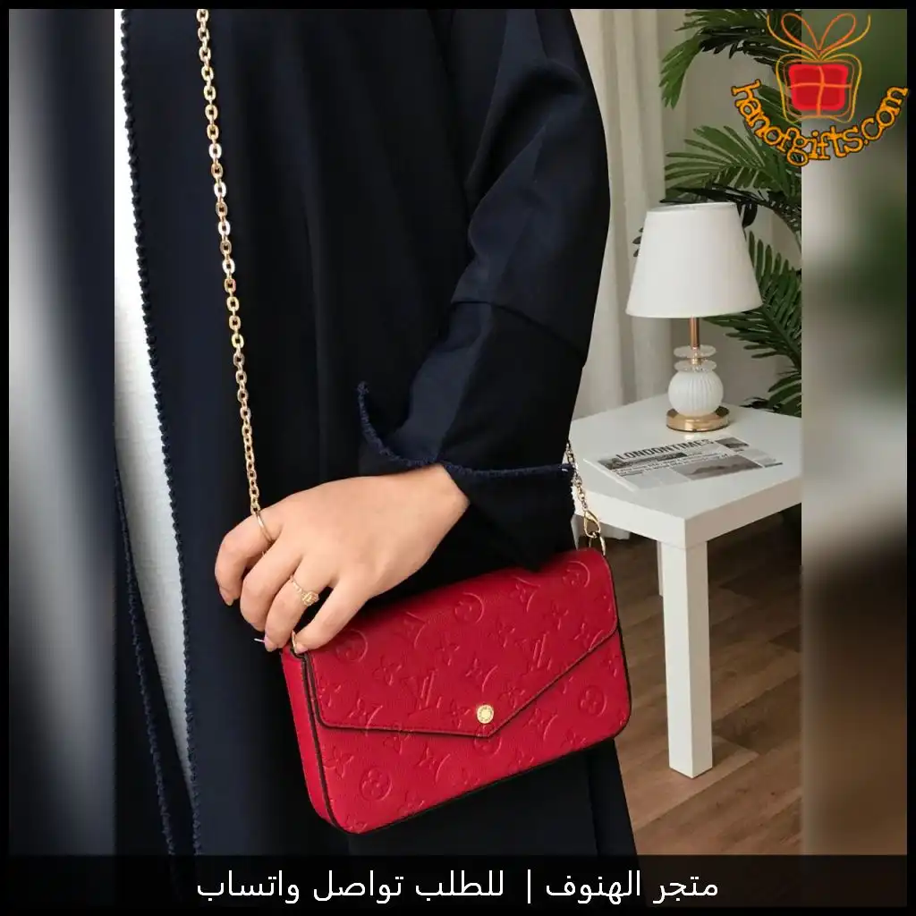 طقم لويس فيتون 3 قطع باللون الأحمر
