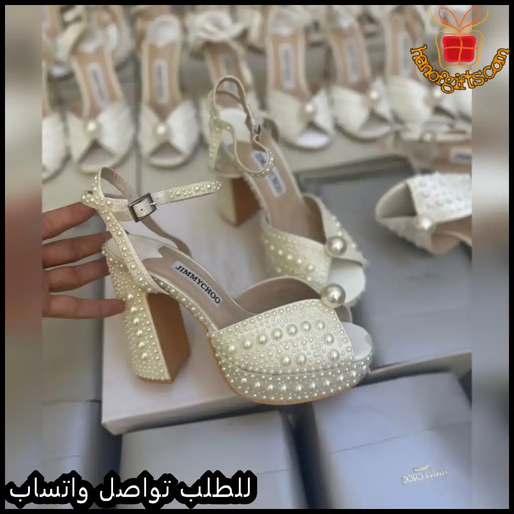 كعب جيمي شو أبيض مرصع باللؤلؤ