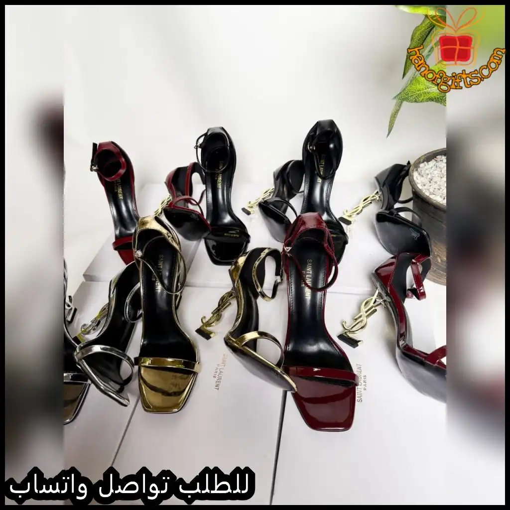كعب سان لوران فضي مع كعب YSL