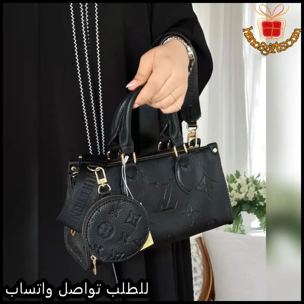 شنطة لويس فيتون سوداء مع بوك دائري