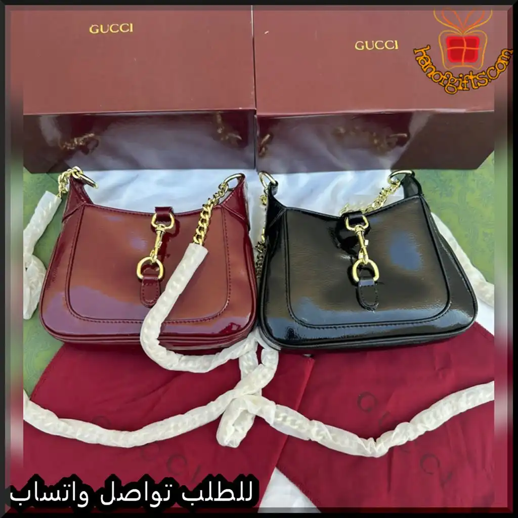 b2623 (10) شنطة قوتشي نسائية جلد لامع (اسود - عنابي)