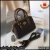 شنطة كوتش بلون بني شوكولاتة
