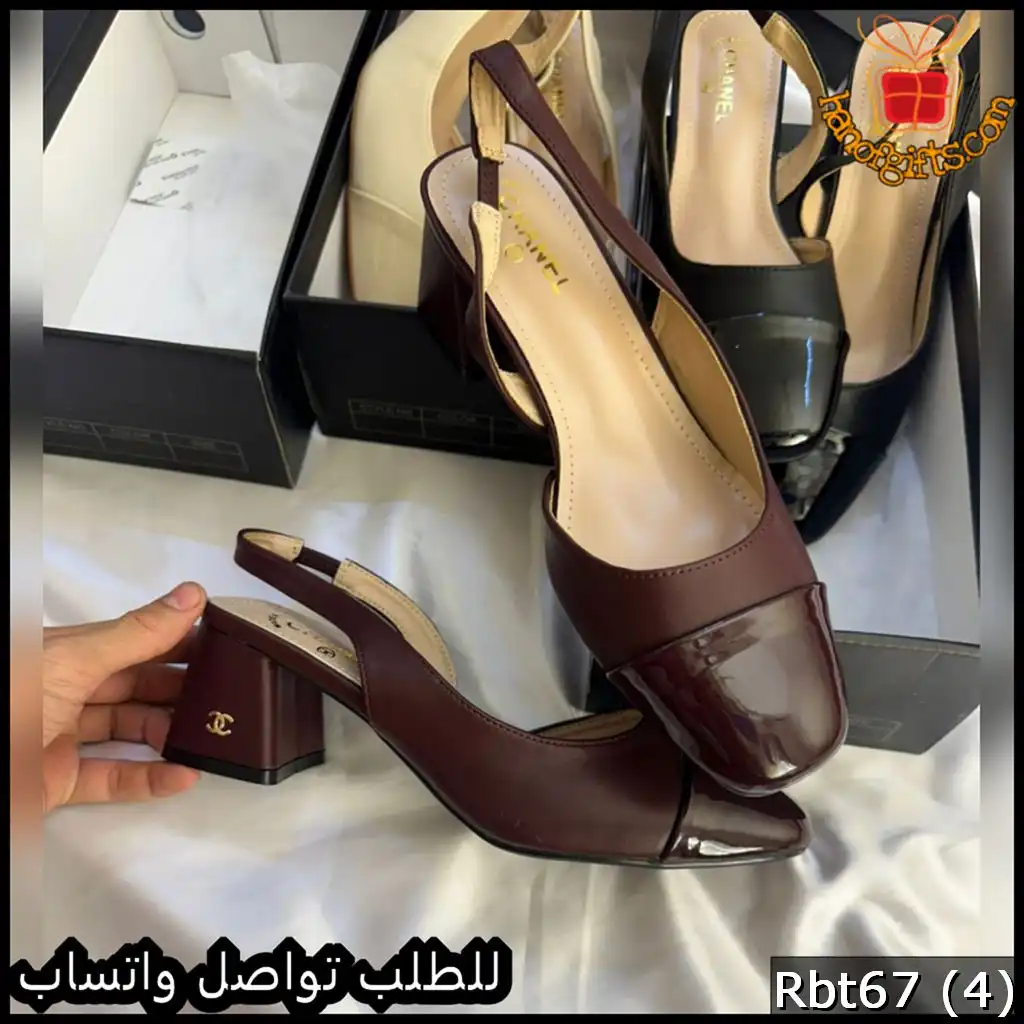 كعب Chanel لون بني شوكولاتي لامع