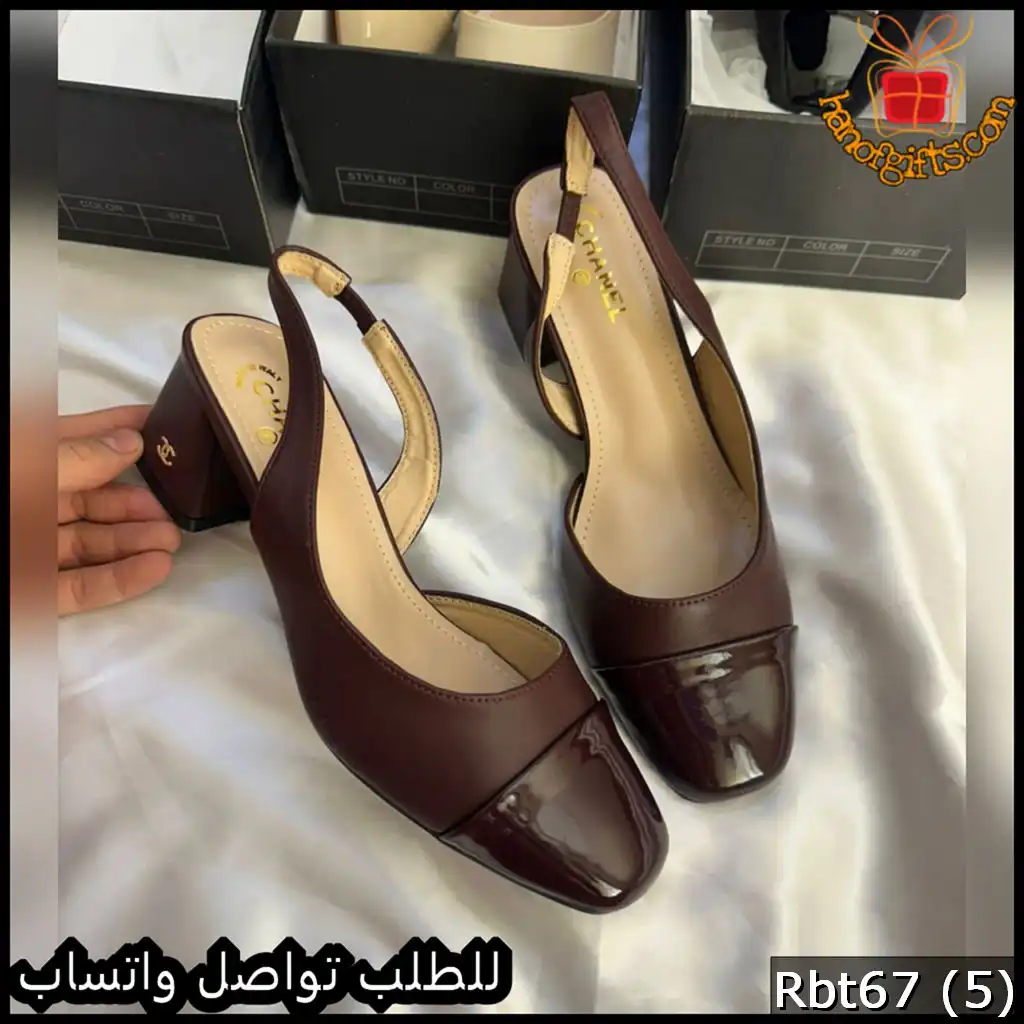 كعب Chanel لون بني شوكولاتي لامع