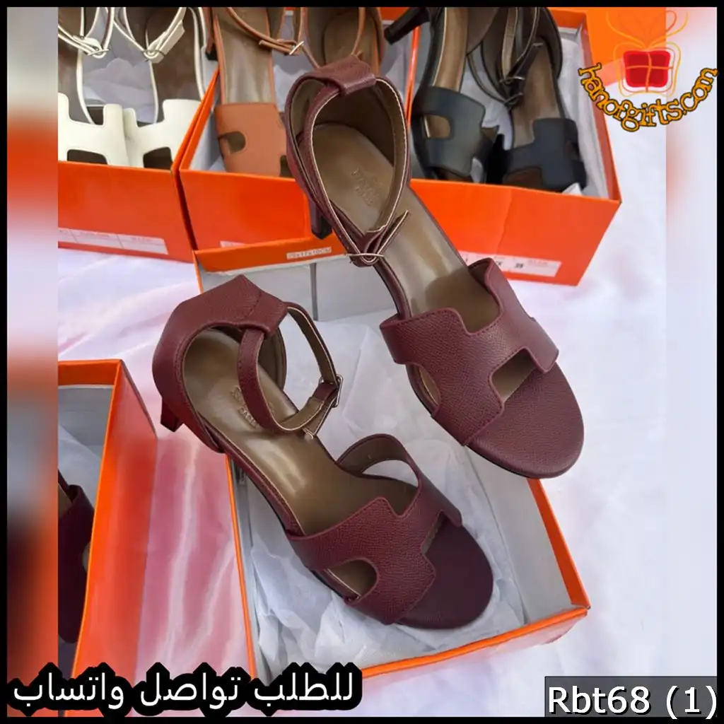 كعب Hermès بشريط H وحزام كاحل عنابي مطفي