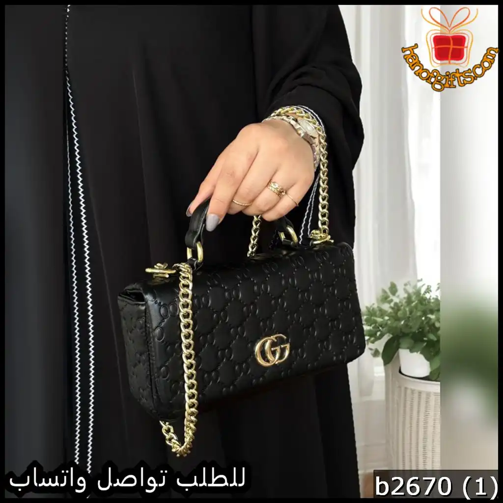 شنطة Gucci سوداء صغيرة