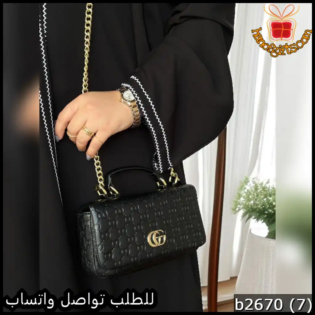 شنطة Gucci سوداء صغيرة