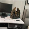 شنط شانيل الدلو مخمل - ساده - لمعة - سراميك