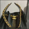 شنط شانيل الدلو مخمل - ساده - لمعة - سراميك