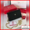 شنطة CH صغيرة كروس اسود و عنابي