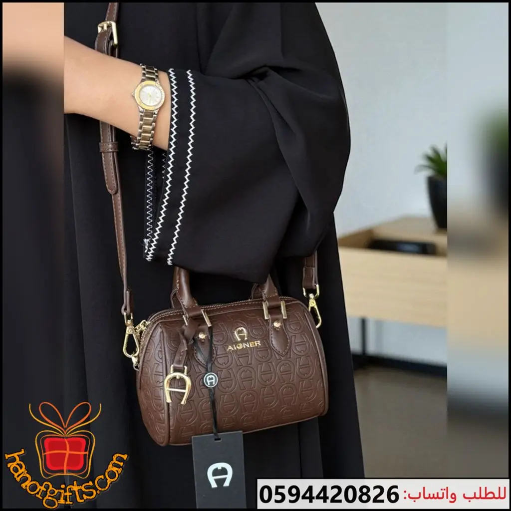 شنطة Aigner باللون البني